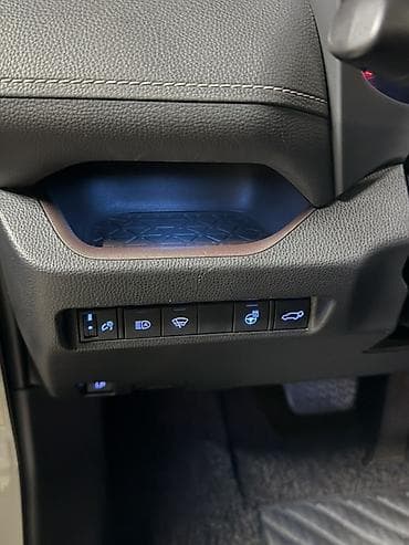great wall pegasus: Toyota RAV4: 2019 г., 2.5 л, Автомат, Гибрид, Кроссовер — 7
