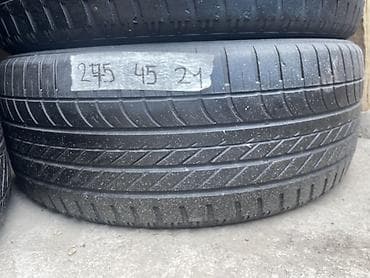 Летние шины для легкового автомобиля. Размер: 245/45 R21 (указан на