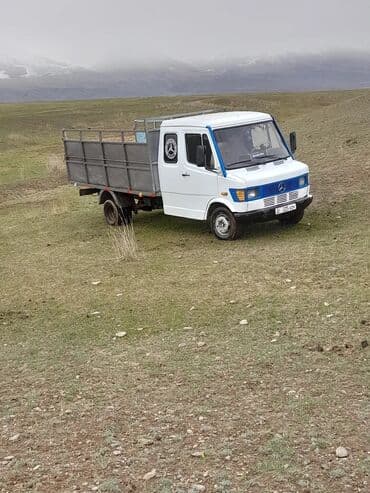 бу запчасти на мерседес в бишкеке: Грузовик, Mercedes-Benz, Дубль, 5 т, Б/у — 2
