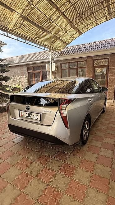 тойота приус с: Toyota Prius: 2017 г., 1.8 л, Вариатор, Гибрид, Хэтчбэк — 3
