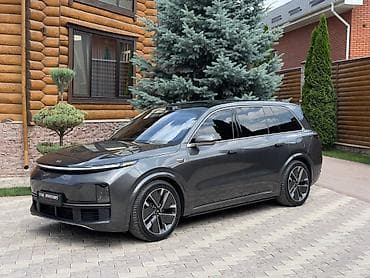 Lixiang L9: 2025 г., 1.5 л, Автомат, Гибрид, Кроссовер