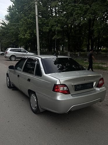 кузов на пассат: Daewoo Nexia: 2009 г., 1.6 л, Кол менен иштөөчү, Бензин, Седан — 5