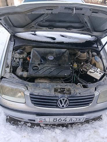 Volkswagen Polo: 2001 г., 1.4 л, Механика, Бензин, Седан