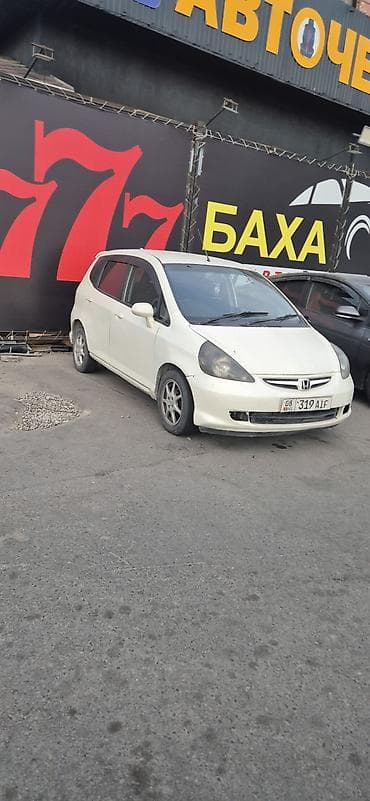 Honda Fit: 2002 г., 0.4 л, Вариатор, Бензин, Хэтчбэк