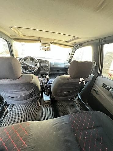 Продажа авто: Volkswagen Passat: 1989 г., 1.8 л, Механика, Бензин, Универсал — 7