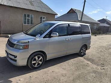 Унаа: Toyota Voxy: 2005 г., 2 л, Автомат, Бензин, Вэн/Минивэн — 1