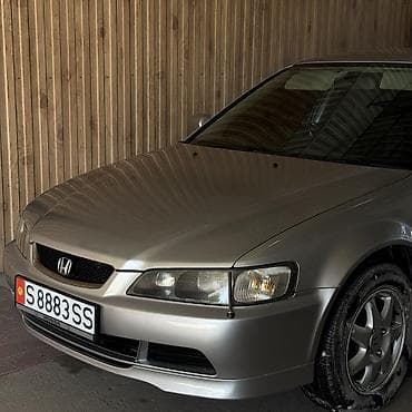 Honda Accord: 2002 г., 1.8 л, Автомат, Бензин, Седан