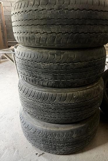 Шиналар 285 / 60 / R 18, Жай, Колдонулган, Комплект, Жол тандабастар (АТ/МТ), Жапония, Dunlop — 1