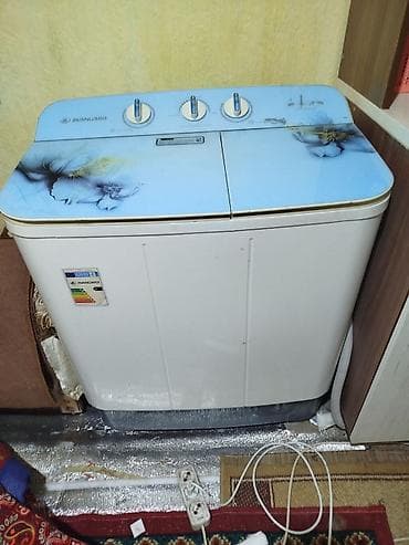 Полуавтоматическая стиральная машина AVANGARD, активаторного типа, с