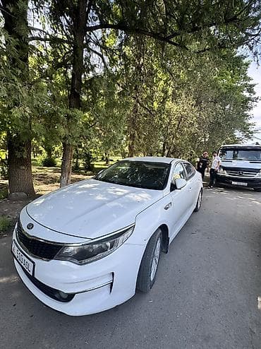 нагреватель авто: Kia K5: 2017 г., Автомат, Бензин, Седан — 2