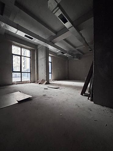немецский квартал: Сдается коммерческое помещение ПСО 180 м² 20$ за 1 м² 1 этаж, 1 линия — 6