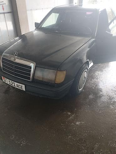 ниже: Mercedes-Benz W124: 1986 г., 2.9 л, Ручные, Дизель, Седан — 3