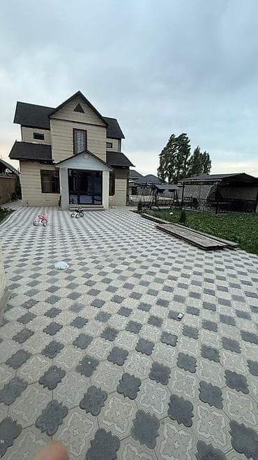 5: 2-этажный Дом с мансардой 📐 Площадь: 160 м² 🌿 Участок: 5 соток — 1