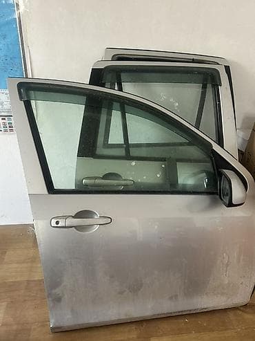 некся двер: Дверь Комплект Mazda, Б/у — 1