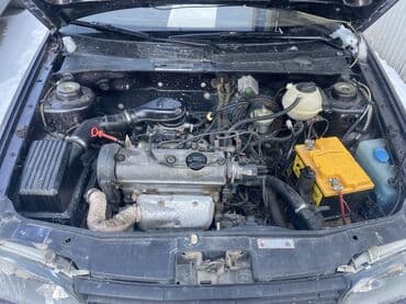 венто алмашам: Volkswagen Golf: 1993 г., 1.6 л, Механика, Хетчбек — 10