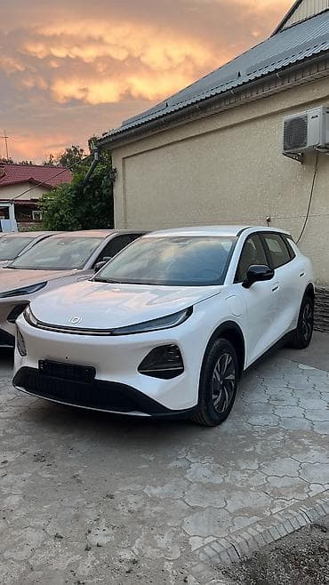 Changan Qiyuan Q05: 2026 г. — 1