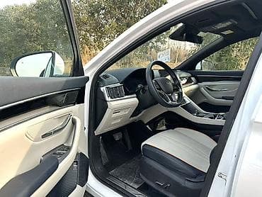 byd юань плюс: BYD Song Plus: 2024 г., 1.5 л, Гибрид, Кроссовер — 6