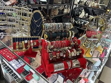 деньги взаймы: Продажа бутиков Островок в ТЦ, 8 м², 2 этаж — 4