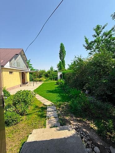 ысык ата домики: 🏡 Продаётся уютный дом на большом участке! Дом расположен на участке — 6