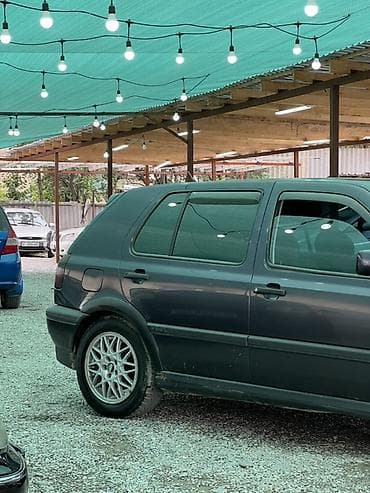 фолькваген вента: Volkswagen Golf: 1993 г., Механика, Хэтчбэк — 3