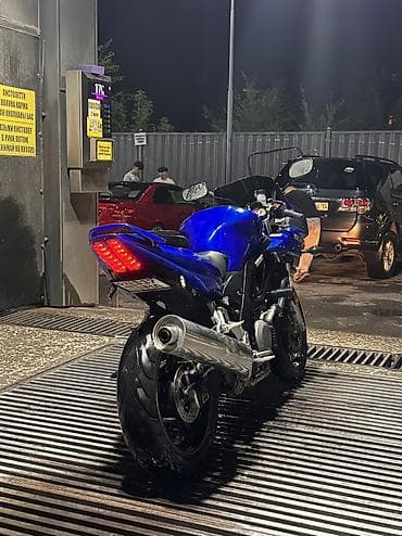 650: Спортбайк Suzuki, 650 куб. см, Бензин, Взрослый, Б/у — 1