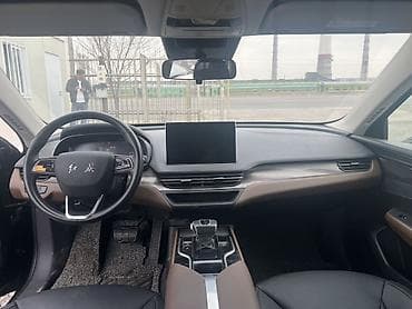 haval m6: Brilliance : 2021 г., Электромобиль, Седан — 6