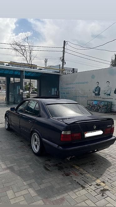 BMW 5 series: 1992 г., 2.5 л, Кол менен иштөөчү, Бензин, Седан