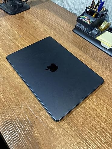 макбук м2 2022: MacBook Air 13" (2022) на чипе Apple M2 Состояние Идеальное АКБ: 97 В — 2