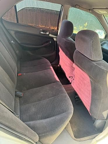 Транспорт: Honda Accord: 2000 г., 2 л, Автомат, Бензин, Седан — 2