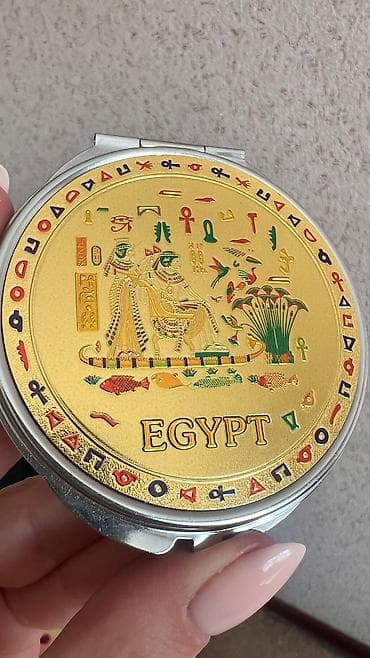 Сувениры из Египта Зеркальце 250 сом. Магниты по 150 сом Арафатка