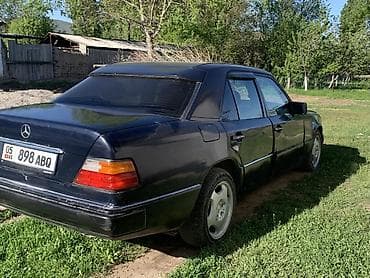 ауди а6 с4 1: Mercedes-Benz W124: 1993 г., 2.2 л, Кол менен иштөөчү, Бензин, Седан — 6