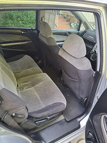 Honda Stream: 2003 г., 1.7 л, Автомат, Бензин, Универсал — 5