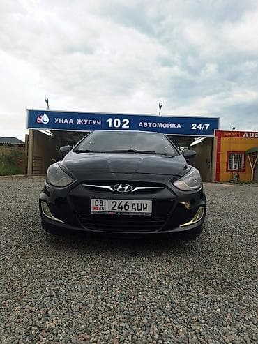 a6 c4: Hyundai Solaris: 2013 г., 1.6 л, Автомат, Бензин, Седан — 2