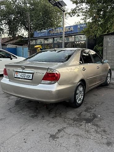 Toyota Camry: 2004 г., 2.4 л, Автомат, Газ, Седан