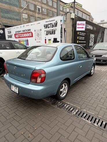 Toyota Vitz / Platz / Yaris / Echo: 2000 г., 1.5 л, Автомат, Бензин, Купе