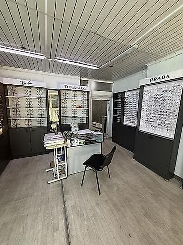 авторынок "риом авто": Тц Евразия Сдается помещение Площадь: 40м2 Без оборудования Можно — 6