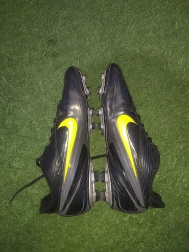 футбольные бутсы predator: Продаю бутсы для футбола с шипами 43 размер Надевал только пару раз — 3