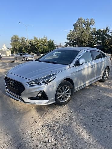 Hyundai Sonata: 2019 г., 2 л, Автомат, Газ, Седан at lalafo.kg Hyundai Sonata: 2019 г., 2 л, Автомат, Газ, Седан
