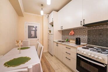 ош квартира берилет суточный западный: 1 бөлмө, Тиричилик техникасы, Домофон, Мончо буюмдары — 5