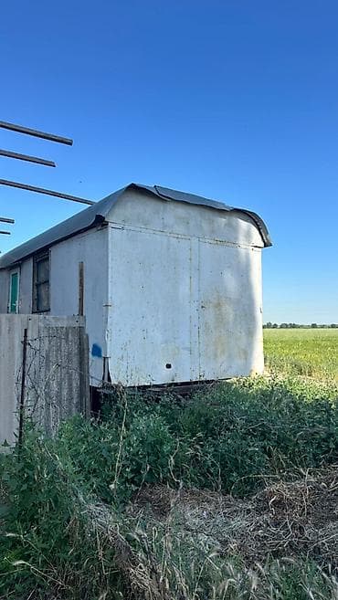 бутка портера: Вагон на колесах в хорошем состоянии. 
2х комнатная, Есть торг — 5