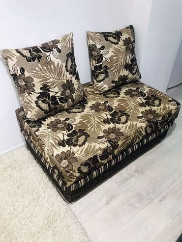 угол мешках: Раскладной диван, Б/у — 2