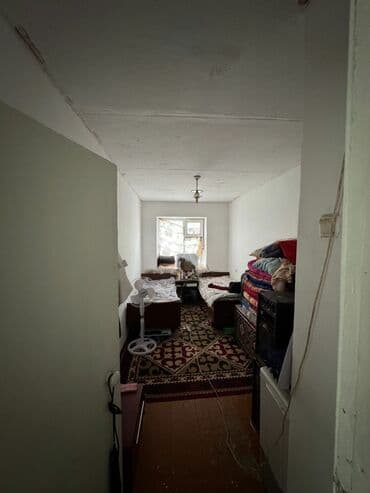 2 комнаты, 38 м², 1 этаж, Старый ремонт