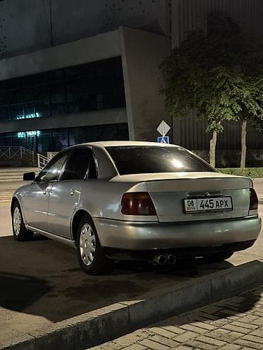 гур е39: Audi A4: 1995 г., 2 л, Кол менен иштөөчү, Бензин, Седан — 4