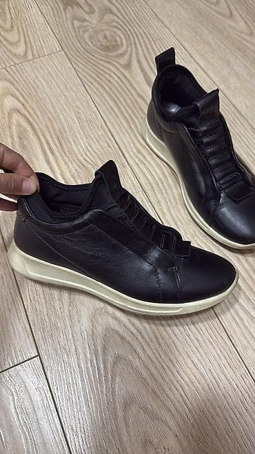 Кроссовки и спортивная обувь: Продам кроссовки из натуральной кожи, оригиналы ecco, куплены за 14 — 1