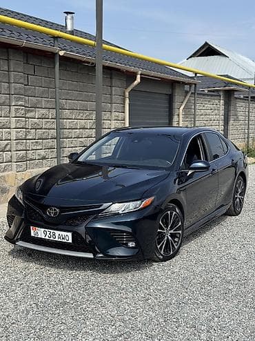 Toyota Camry: 2020 г., 2.5 л, Автомат, Бензин, Седан