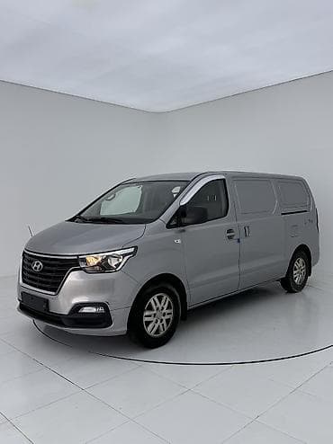 Hyundai Starex: 2019 г., 2.5 л, Автомат, Дизель, Фургон