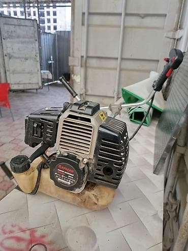 без двигател: Бензокоса «Ураган» (УГРАДН-1,25) с двухтактным бензиновым двигателем — 3