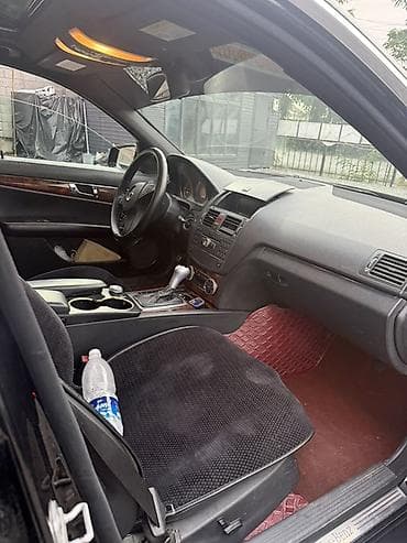 Mercedes-Benz C-Class: 2010 г., 3 л, Автомат, Бензин, Седан — 7