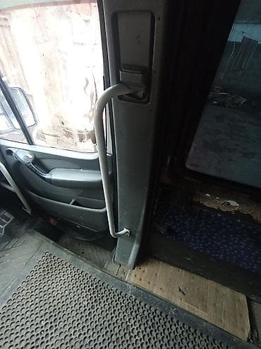 сидения на спринтера: Срочно продаётся сидений Спринтер и рага 14шт сидении 4шт Адрес Бишкек — 7