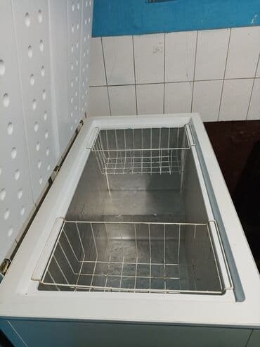 midea пылесос: Морозильник, Б/у — 4